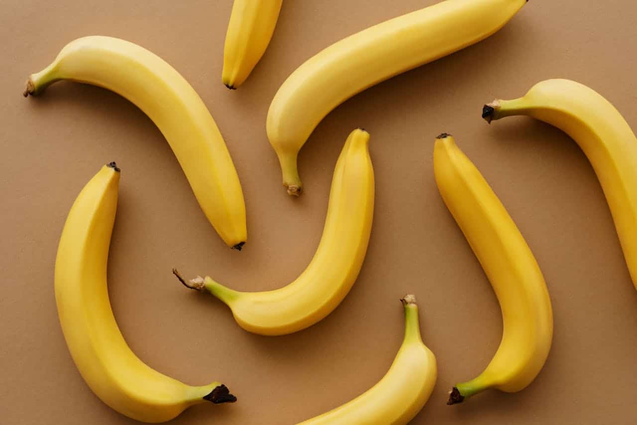 bananer inneholder fiber og er veldig sunt