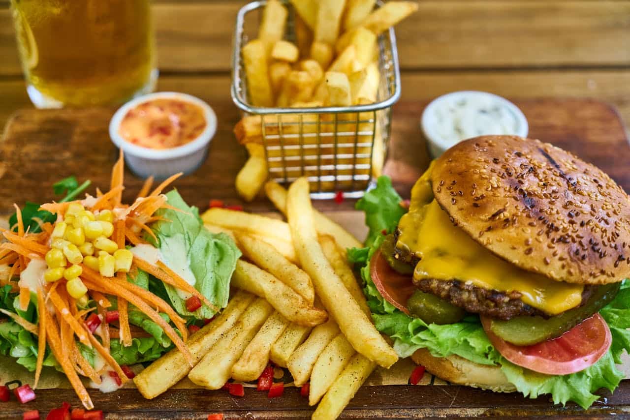 Fastfood og gatekjøkkenmat er en versting når det kommer til sunt kosthold